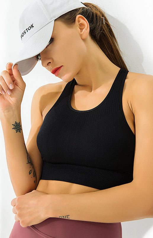 Geometric Mesh Cutout Shockproof Sports Bra